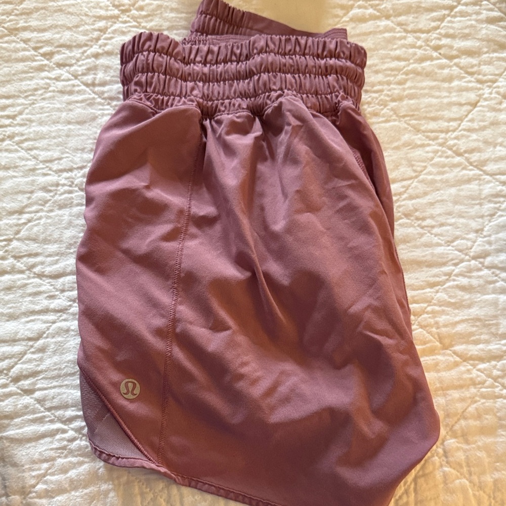lululemon athletica Women's Shorts in Mauve